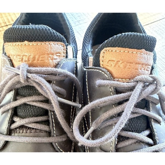 Skechers Shoes, Men's, Size 9, Classic Fit Brown Air Cooled Memory Foam Oxford - Picture 3 of 10